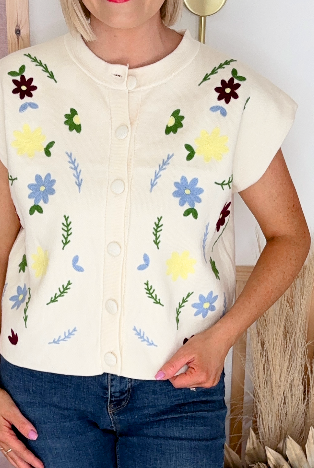 Meadow Sweater Vest (Ecru)