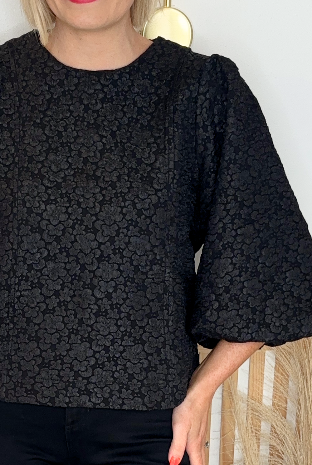 Puff Sleeve Blouse (Black)