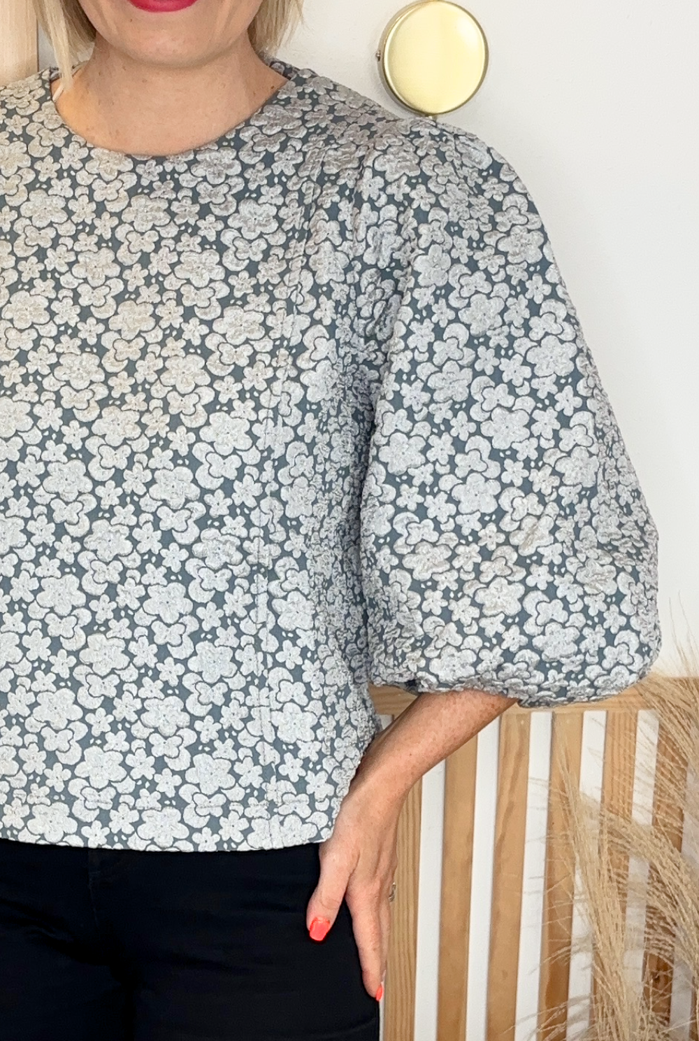 Puff Sleeve Blouse (Ice)