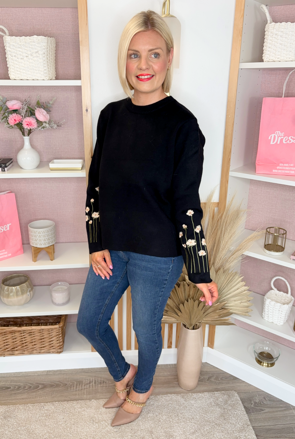 Blossom Sweater (Black)