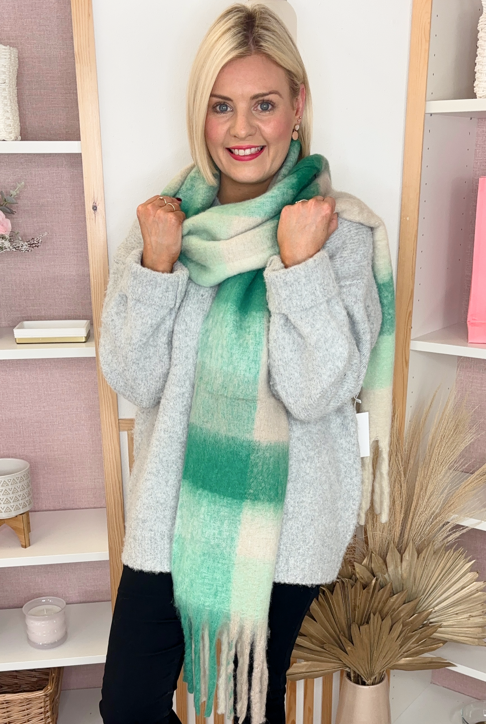 Colour Block Scarf (Green/White)