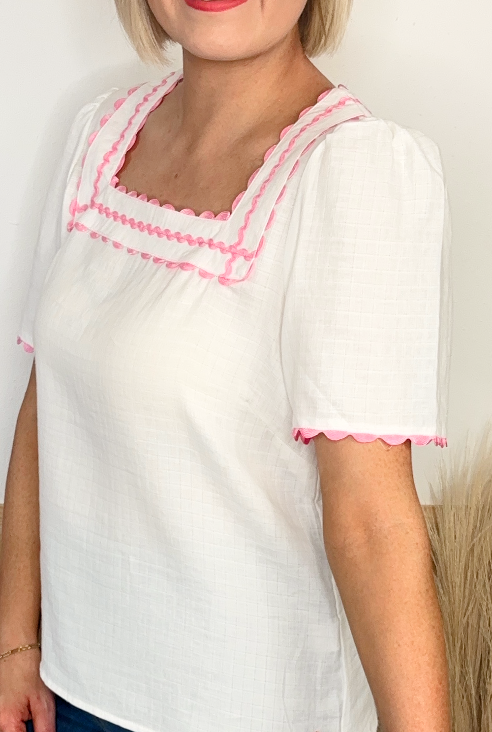 Freya Scalloped Top (White)