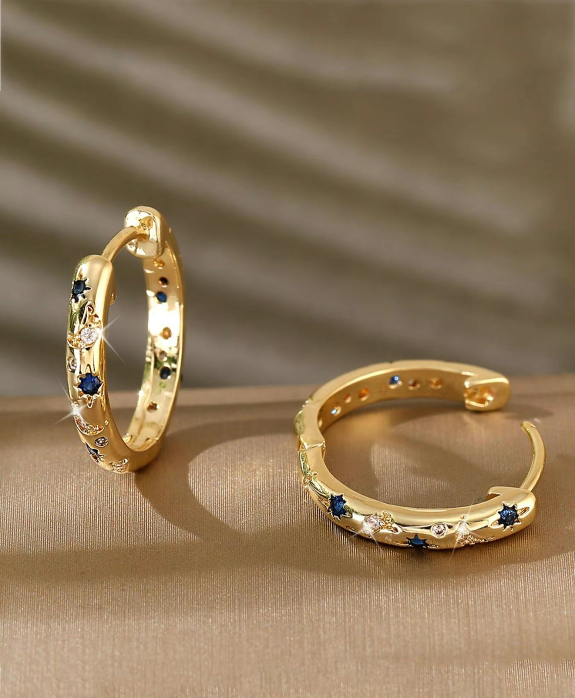 Star & Moon Huggie Earring (Gold)