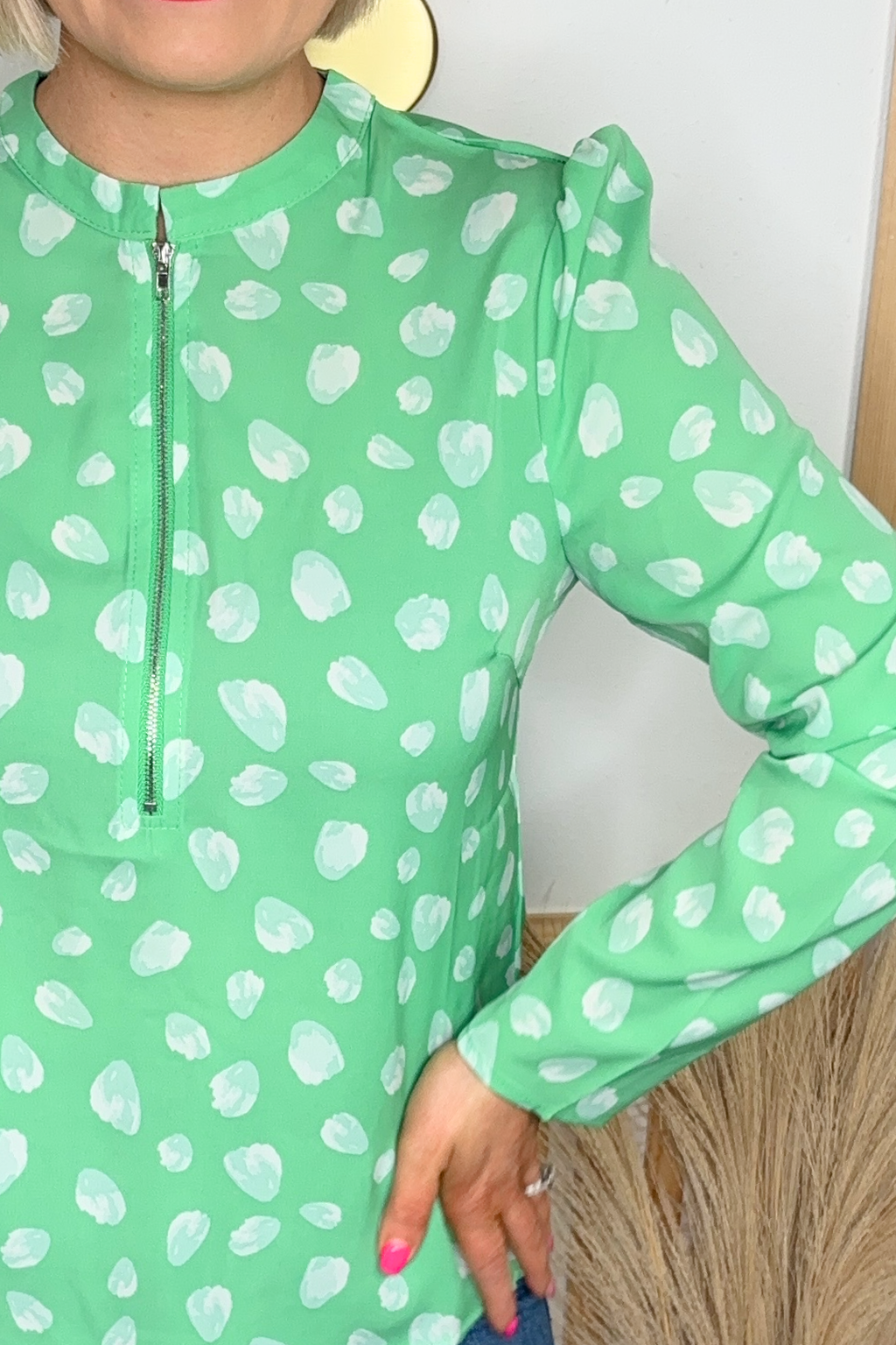 Sutton Zipped Top (Green)